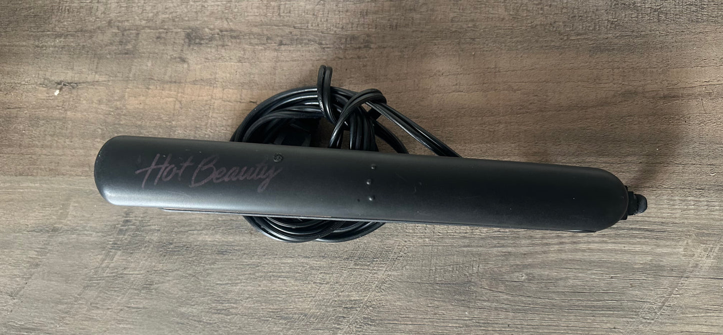 Flat Iron - Hot Beauty